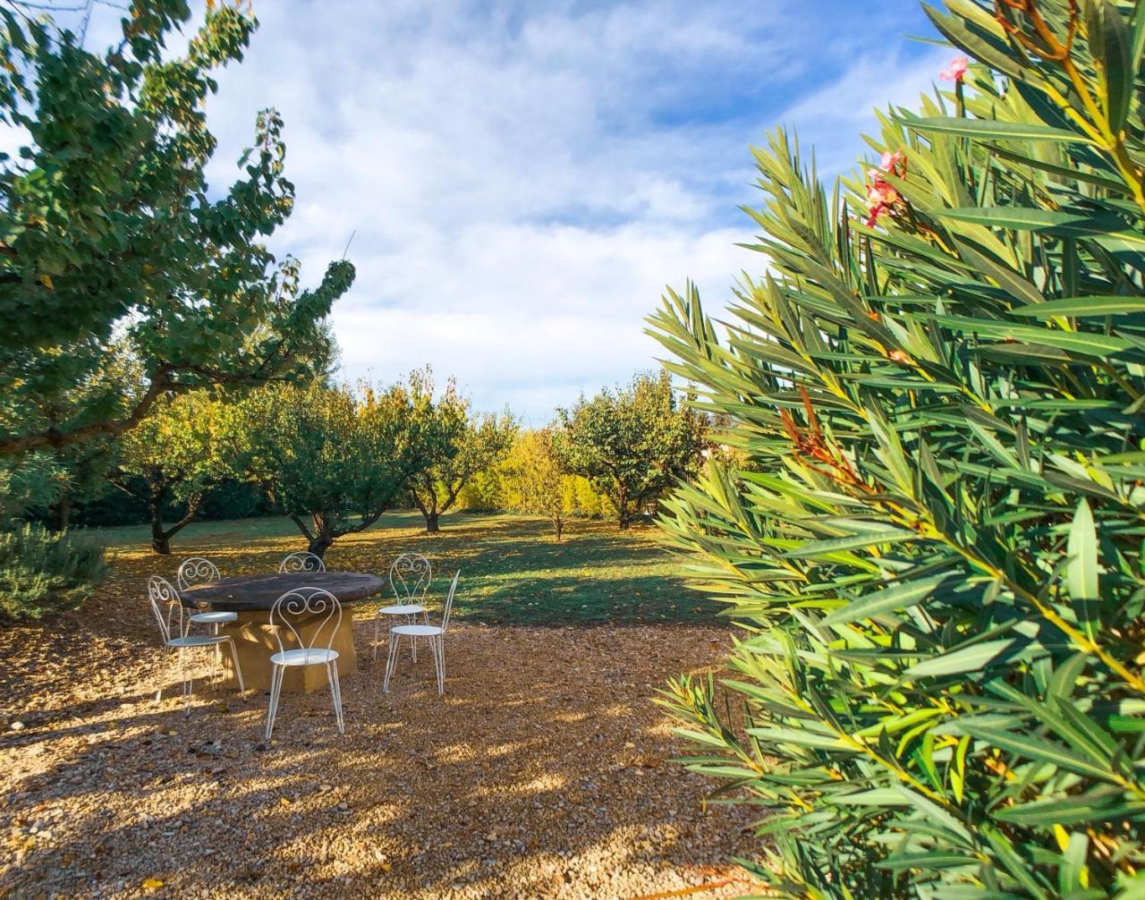 Villas De La Ferme Du Gros Noyer Malaucène エクステリア 写真